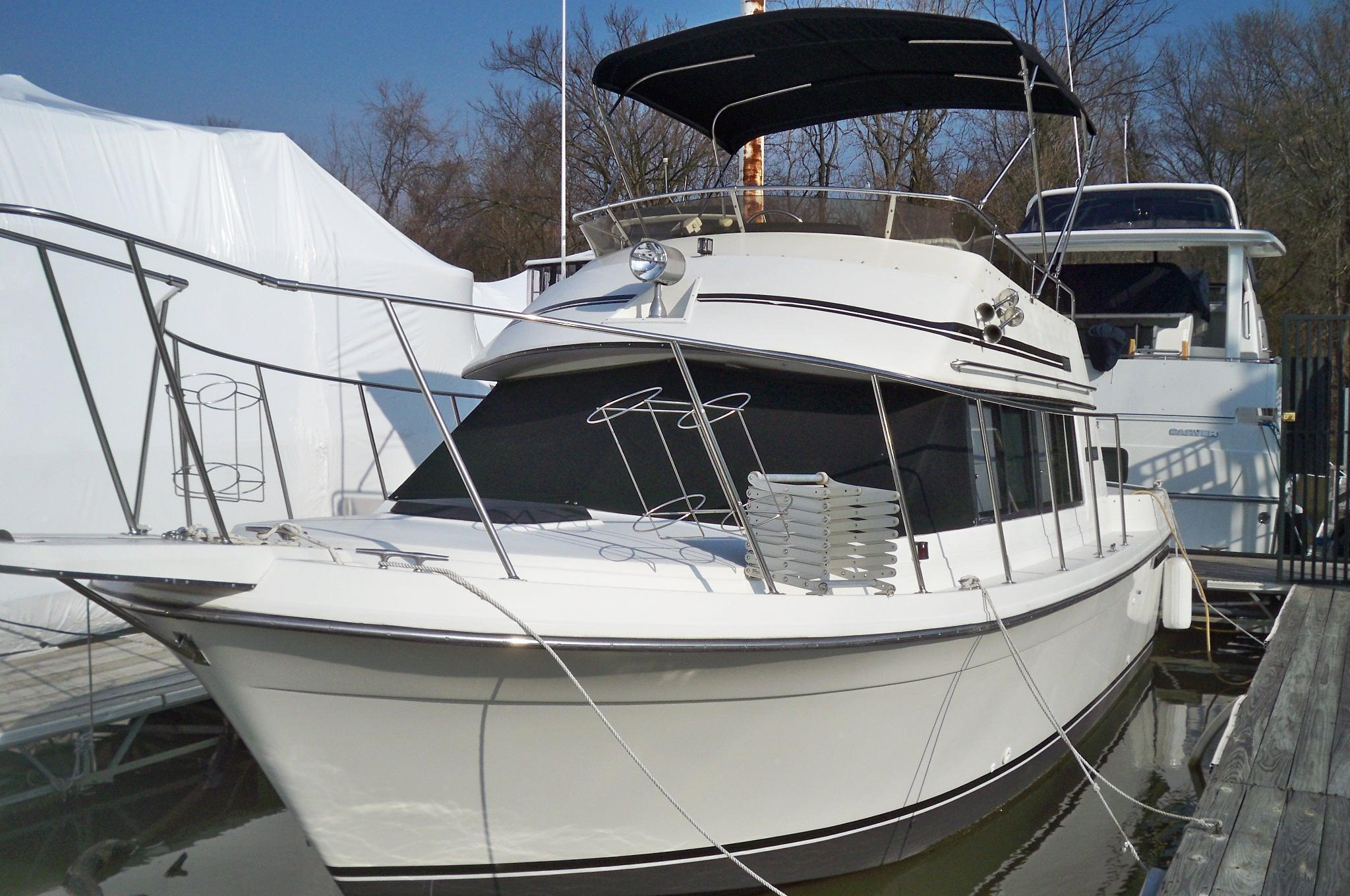 Carver Voyager 2827, Jeffersonville