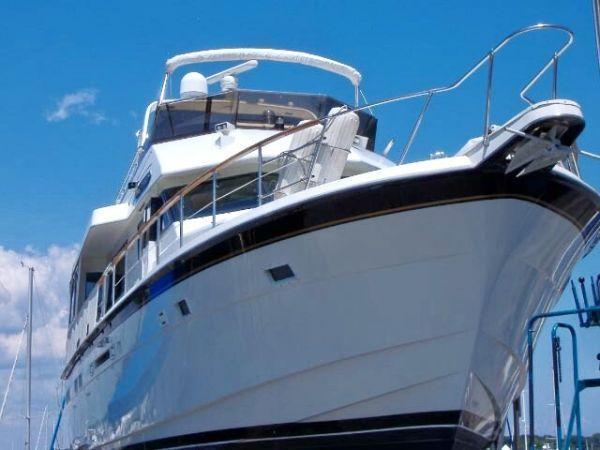 Hatteras Enclosed Aft Deck, Motor Yacht, Weehawken
