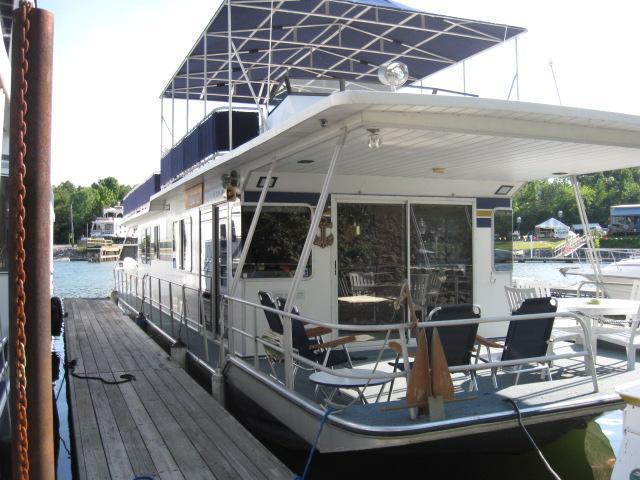 JAMESTOWNER Houseboat, Grand Rivers