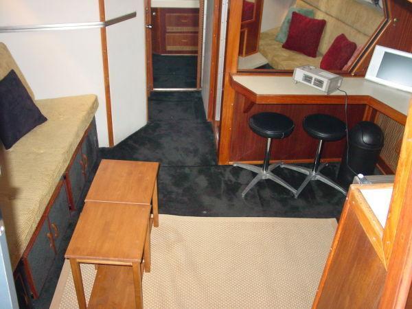 Sea Ray 390 Express Cruiser, Seattle