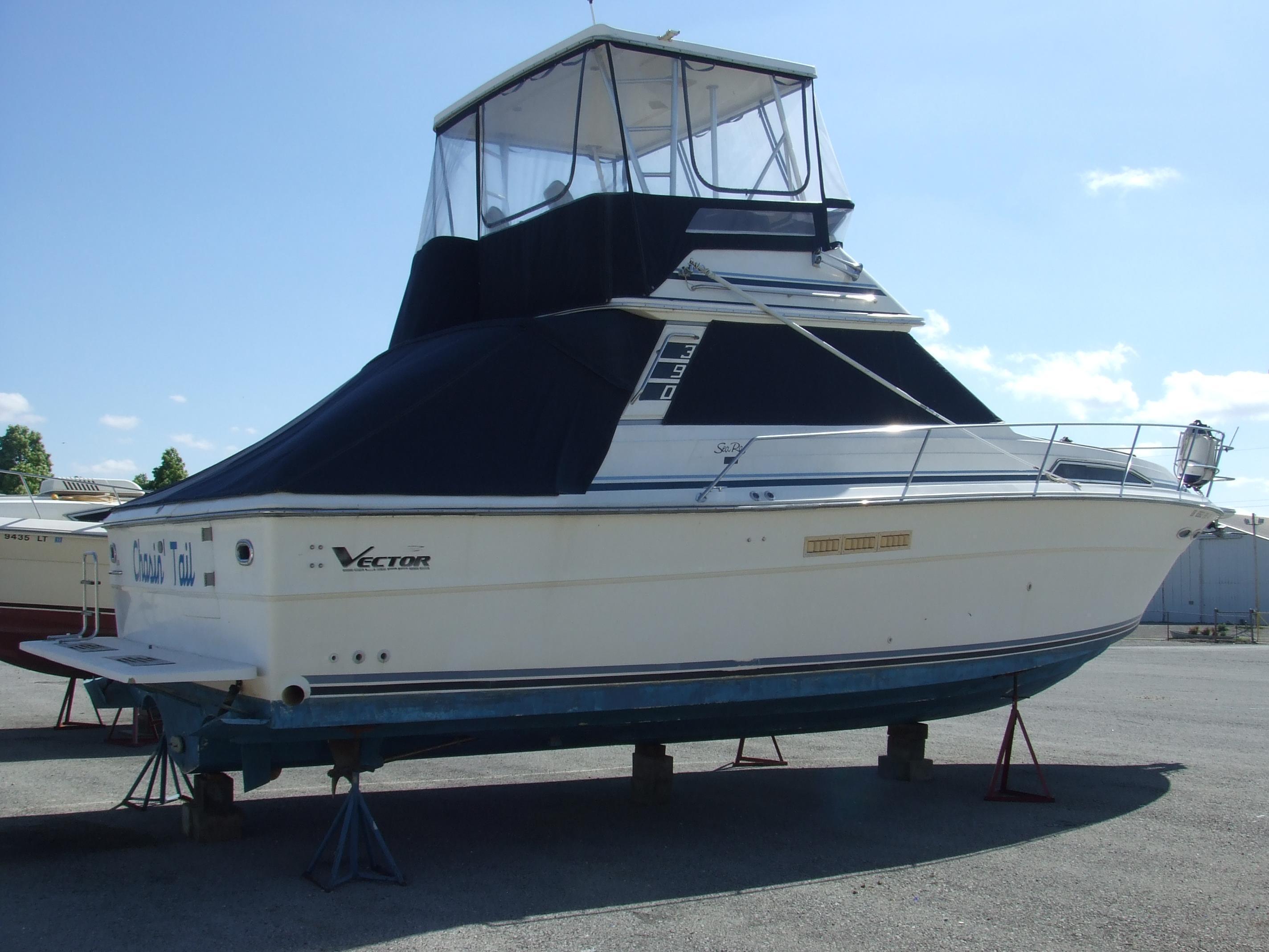 Sea Ray 390 Sport Fisherman, Port Clinton