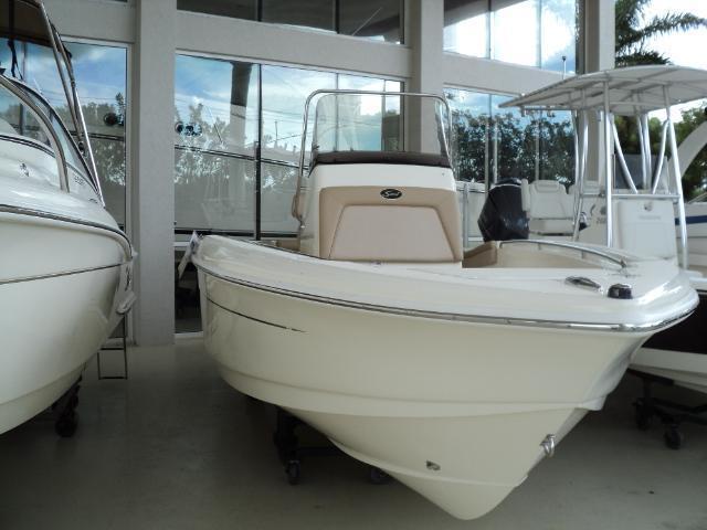 Scout Boats 210 XSF, Marco Island