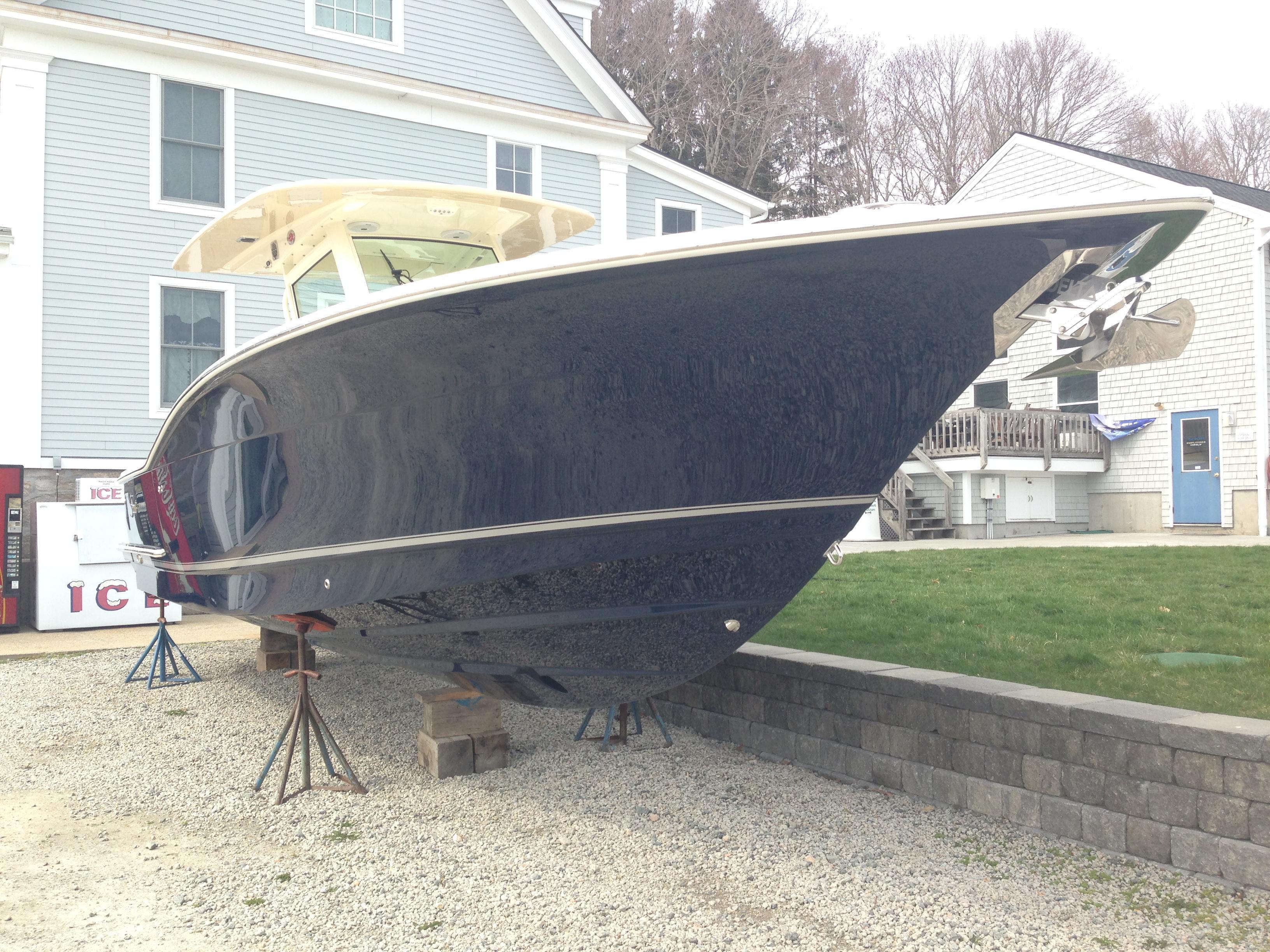 Scout Boats 320 LXF, Charlestown