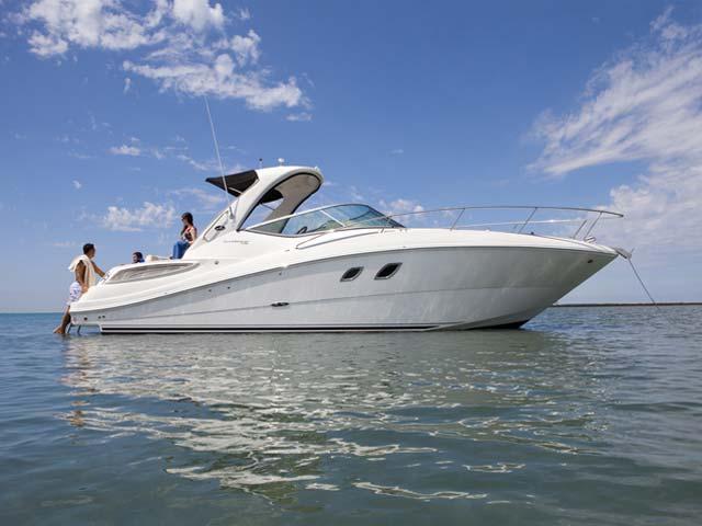 Sea Ray 330 Sundancer, Sarasota