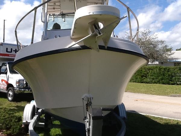 1991 Sea Ox Blue Water Pro with Trailer