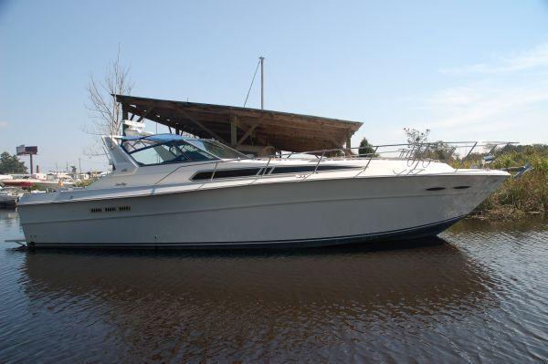 1991 Sea Ray Express Cruiser-JUST REDUCED! LOW HOURS!