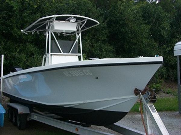 1992 Privateer 2800 Center Console