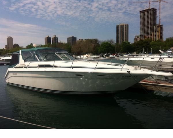 1992 Sea Ray 370 Express Cruiser