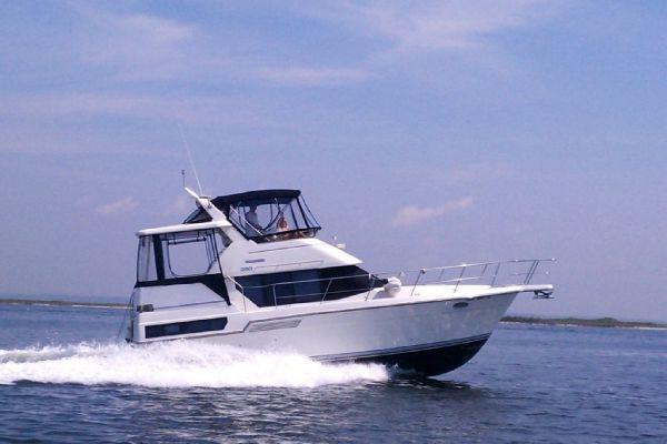 1993 Carver 350 Aft Cabin Motor Yacht