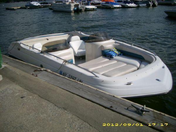 1995 1995 Crownline 200 Deck Boat