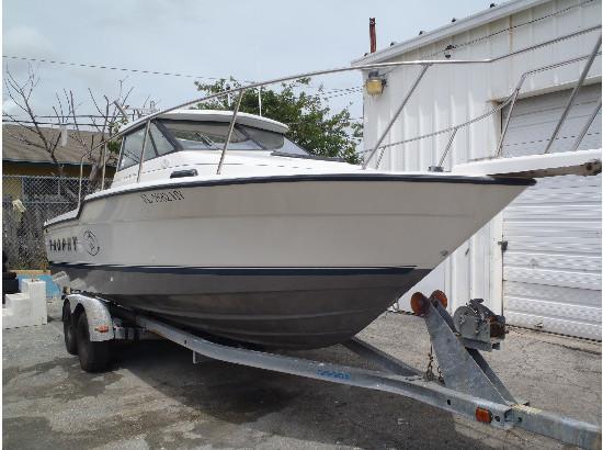 1995 Bayliner Trophy 23