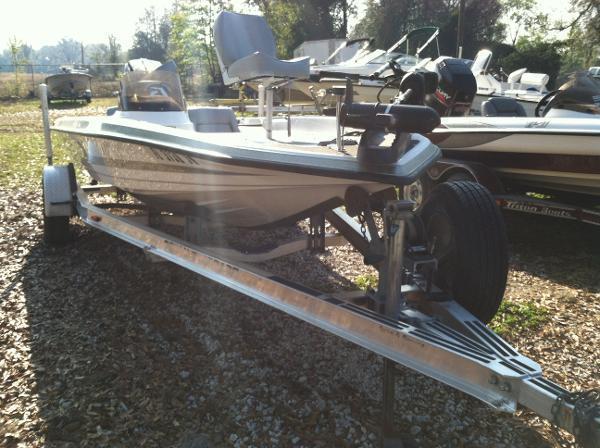 1995 Hydra-Sports 17 Bass Boat