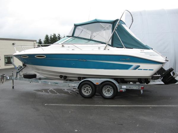 1995 Sea Ray 240 OV