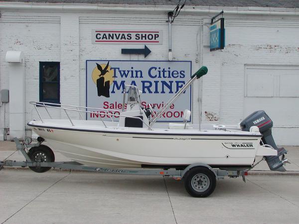 1996 Boston Whaler 17 Outrage II