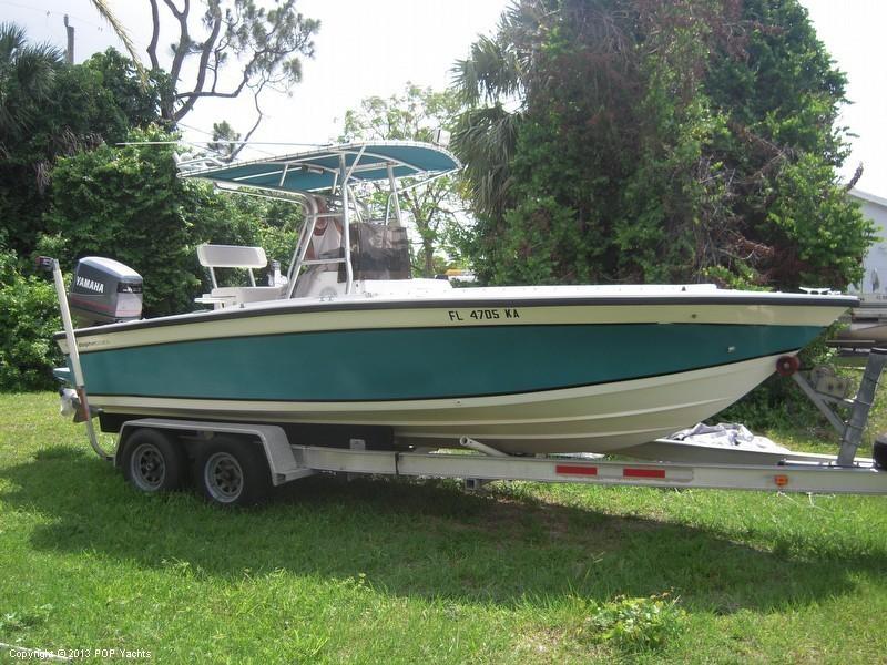 1996 Dolphin 2210