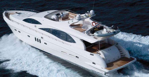 2014 Majesty Yachts 88