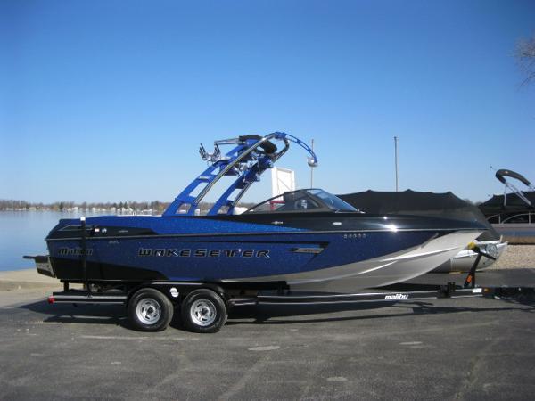 2014 Malibu 23 LSV WAKESETTER