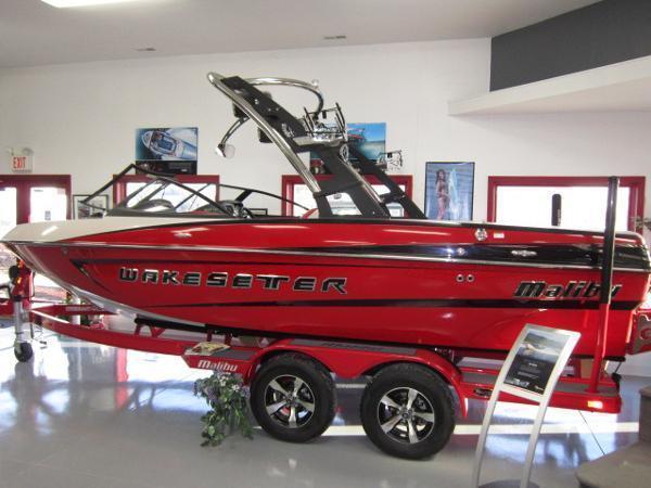 2014 Malibu Wakesetter 21 VLX  Cicero