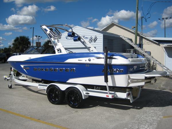 2014 Malibu Wakesetter 23 LSV