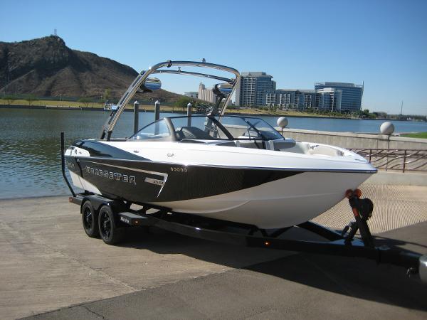 2014 Malibu Wakesetter 23 LSV