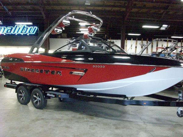 2014 Malibu Wakesetter 23 LSV