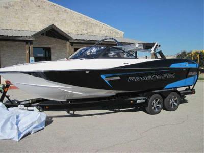 2014 Malibu Wakesetter 23 LSV