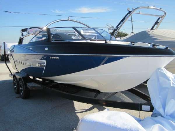 2014 Malibu Wakesetter 23 LSV