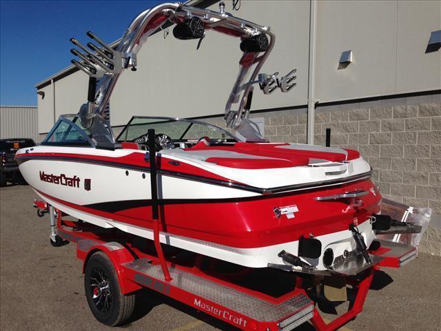 2014 Mastercraft X-Series X2