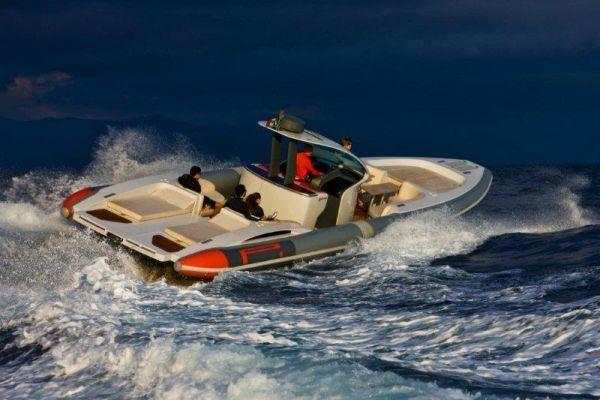 2014 Pirelli PZero 1400 Yacht Edition