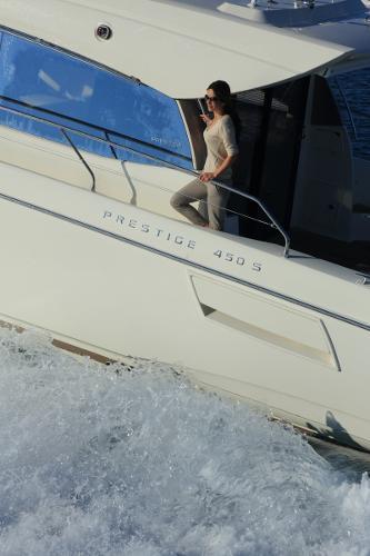 2014 Prestige Yachts 450S