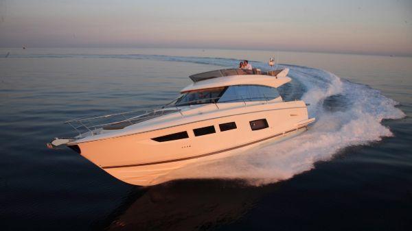 2014 Prestige Yachts 550 Flybridge