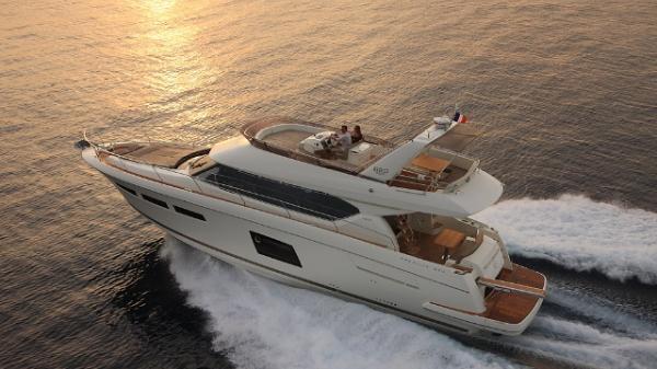 2014 Prestige Yachts 620 Flybridge