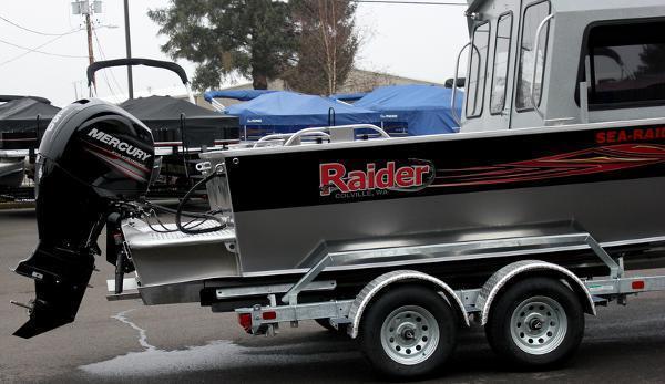 2014 Raider Sea Raider 2272 HT