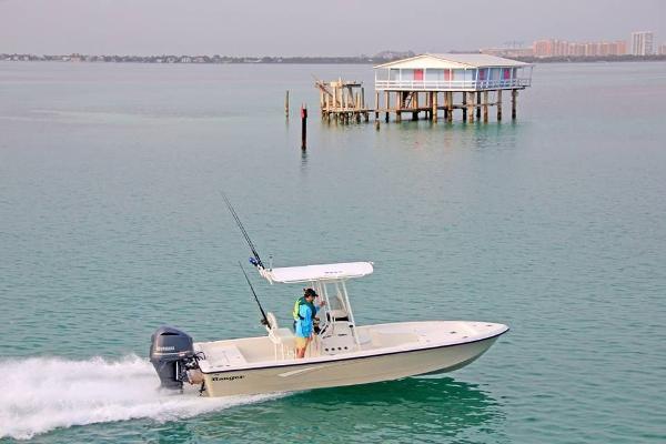 2014 Ranger 240 Bahia