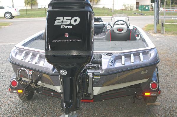 2014 RANGER BOATS Z520C