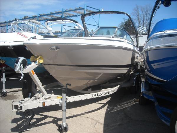 2014 Regal 2300 Bowrider