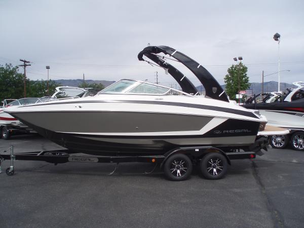 2014 Regal 24 Fasdeck