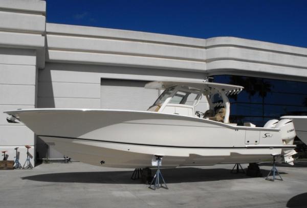 2014 Scout Boats 350 LXF