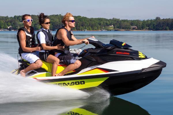 2014 Sea-Doo Wake Pro 215