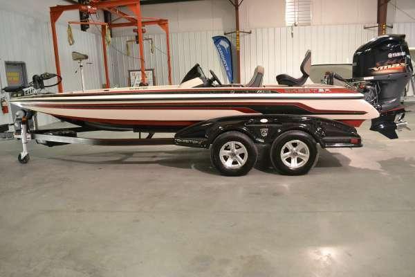 2014 Skeeter FX21