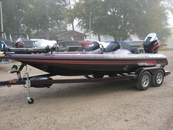 2014 Skeeter TZX 195