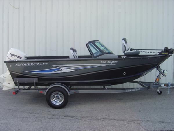 2014 Smoker Craft 172 Pro Angler