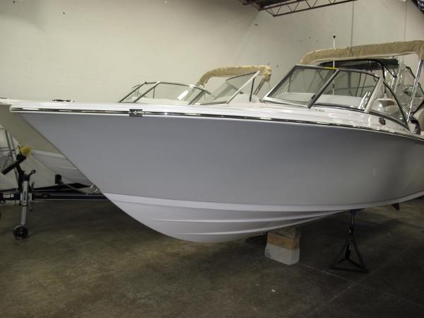 2014 Sportsman 210 Discovery Silver Cloud