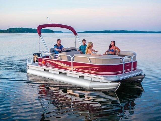 2014 Sun Tracker Signature Party Barge 18 DLX