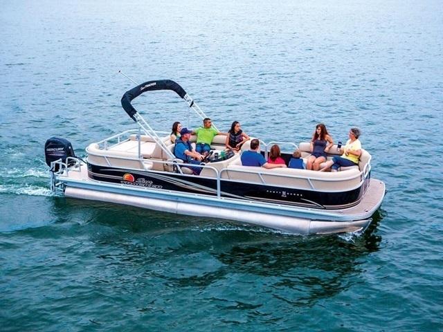 2014 Sun Tracker Signature Party Barge 24 DLX