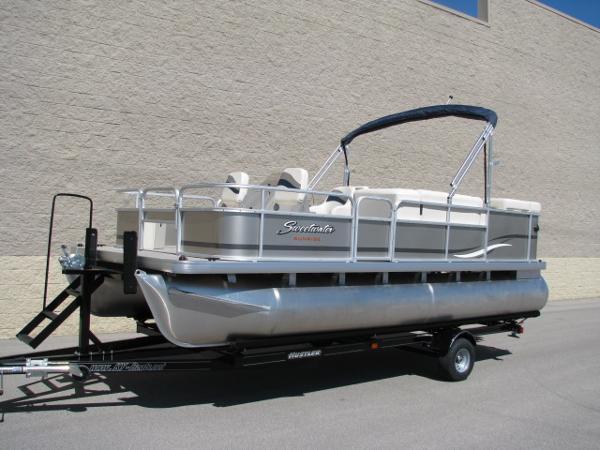 2014 Sweetwater 206F with Mercury 60hp EFI