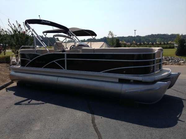 2014 Sweetwater SWPE 220 DL