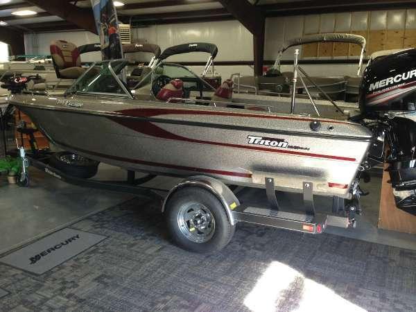 2014 TRITON BOATS 186 Escape