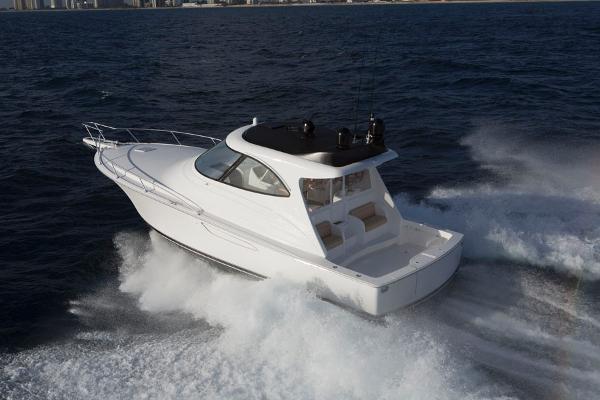 2014 Viking Yachts Sport Coupe