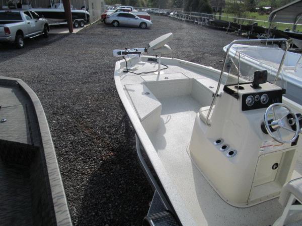 2014 Xpress Boats Boats H22Bay